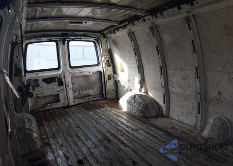 2011 Chevrolet Express 2500 Work Van from USA, damaged, VIN 1GCWGFFA4B1131339